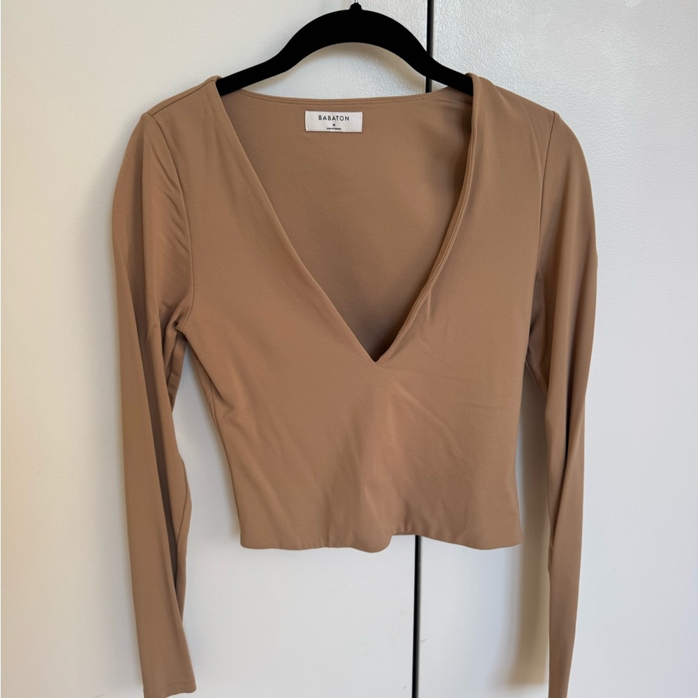 Aritzia Babaton Contour Top